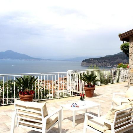 Mirasorrento Vila Exterior foto