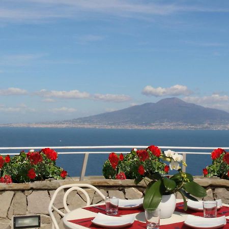 Mirasorrento Vila Exterior foto