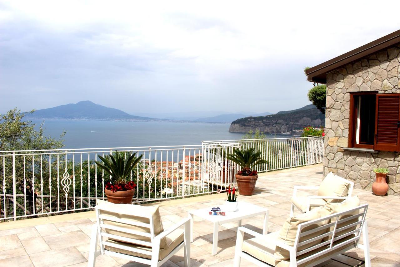 Mirasorrento Vila Exterior foto