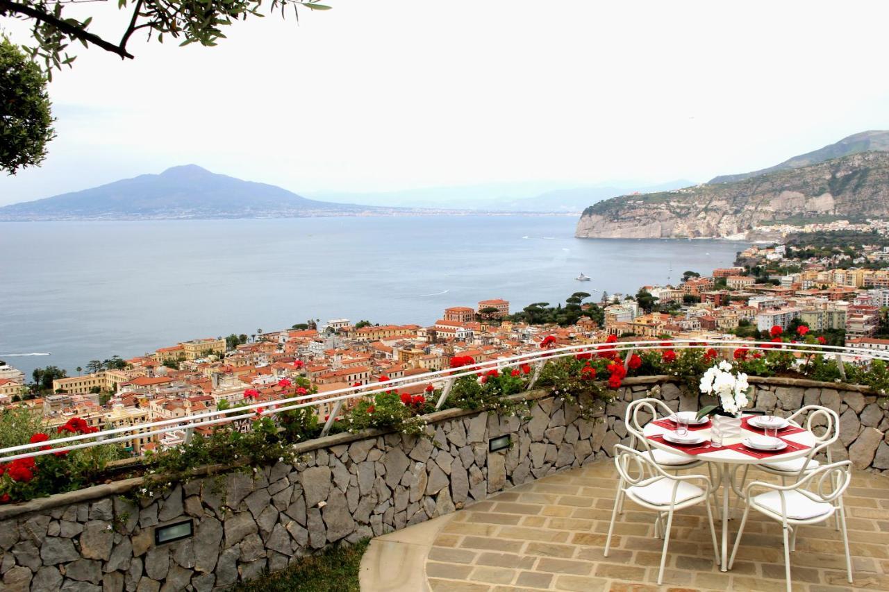 Mirasorrento Vila Exterior foto
