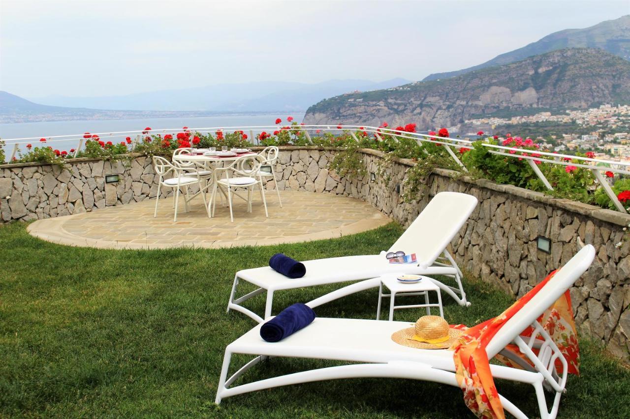 Mirasorrento Vila Exterior foto