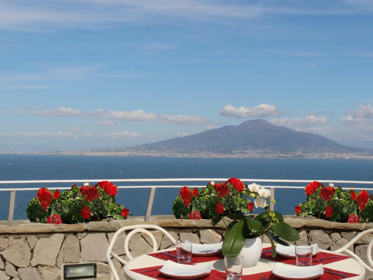 Mirasorrento Vila Exterior foto